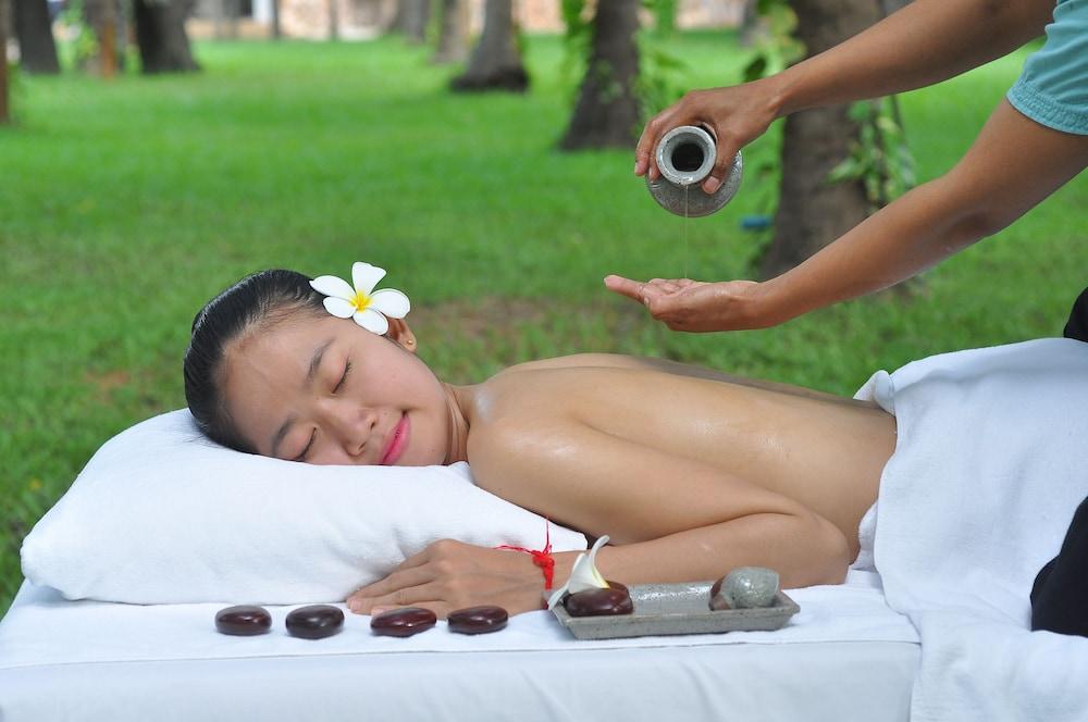 เดอะ พริวิเลจ ฟลอร์ บาย โลตัส บล็อง Hotel เสียมราฐ ภายนอก รูปภาพ