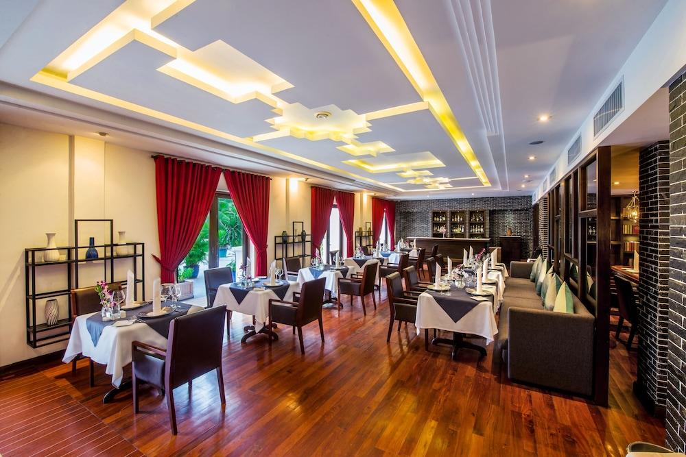 เดอะ พริวิเลจ ฟลอร์ บาย โลตัส บล็อง Hotel เสียมราฐ ภายนอก รูปภาพ