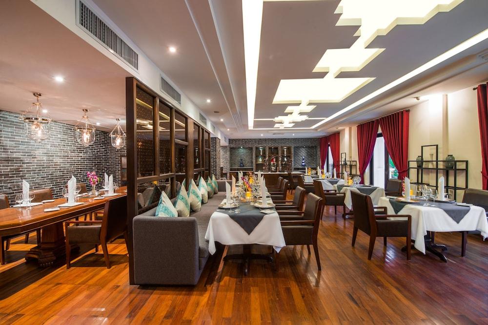เดอะ พริวิเลจ ฟลอร์ บาย โลตัส บล็อง Hotel เสียมราฐ ภายนอก รูปภาพ